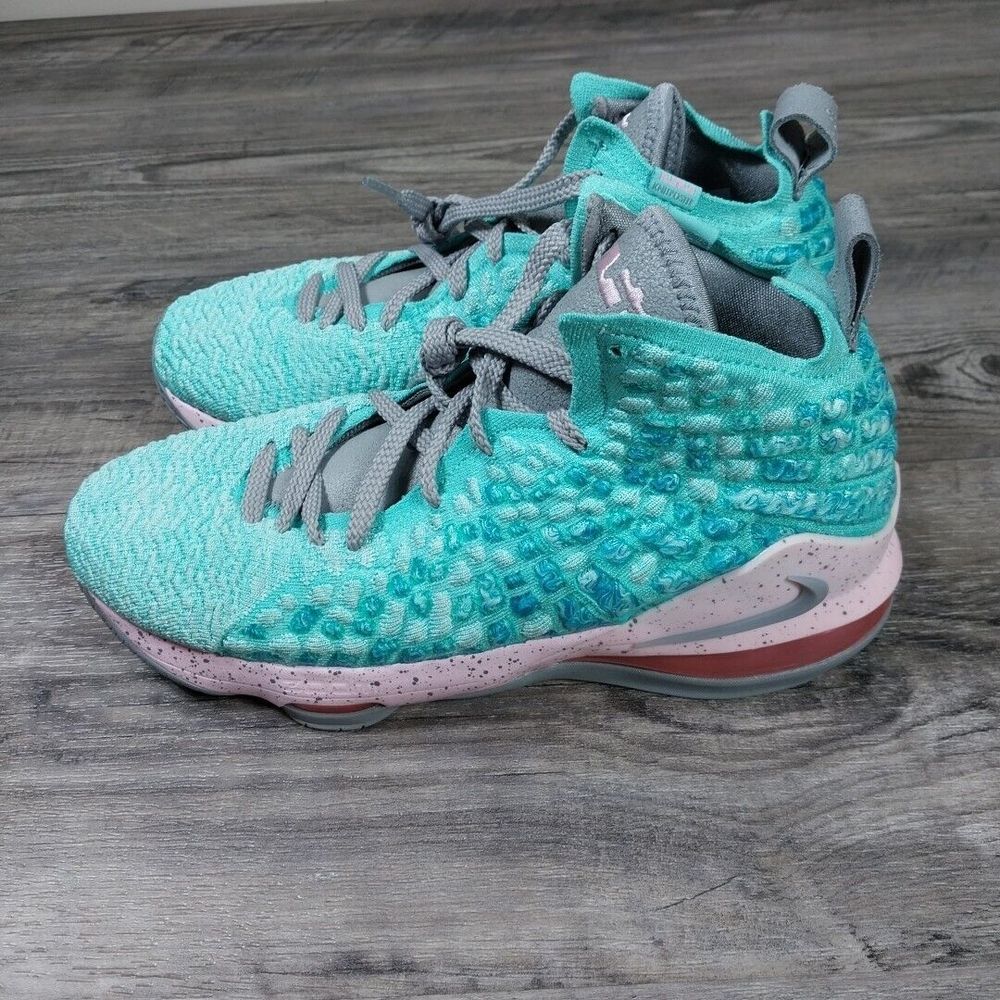 Nike Lebron 17 GS South Beach Basketball Shoes 7Y BQ5594-444 Womens 7 Youth Aqua